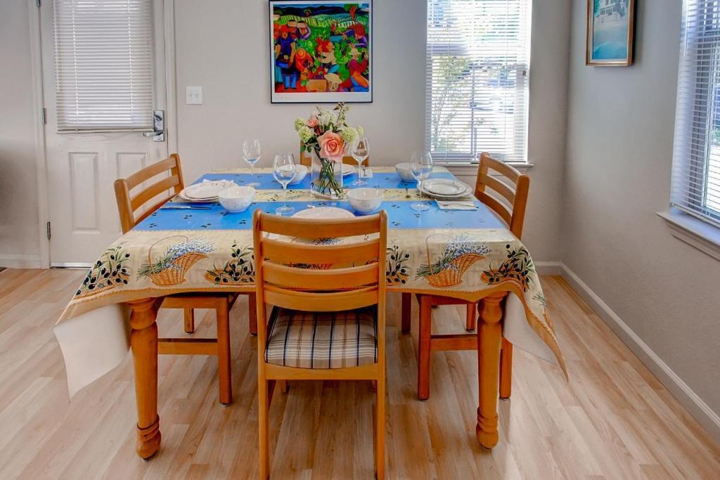 Serene Bungalow-Style Home In Point Reyes Station! Экстерьер фото